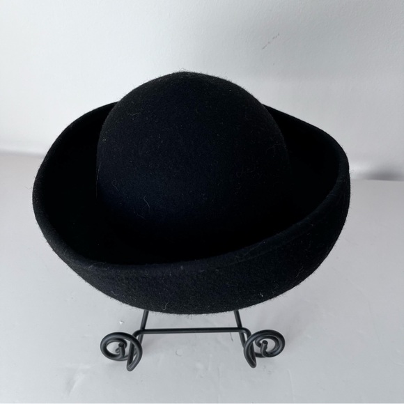 Women’s Black Wool Felt Hat Breton Roller Cloche Vintage - Picture 7 of 10